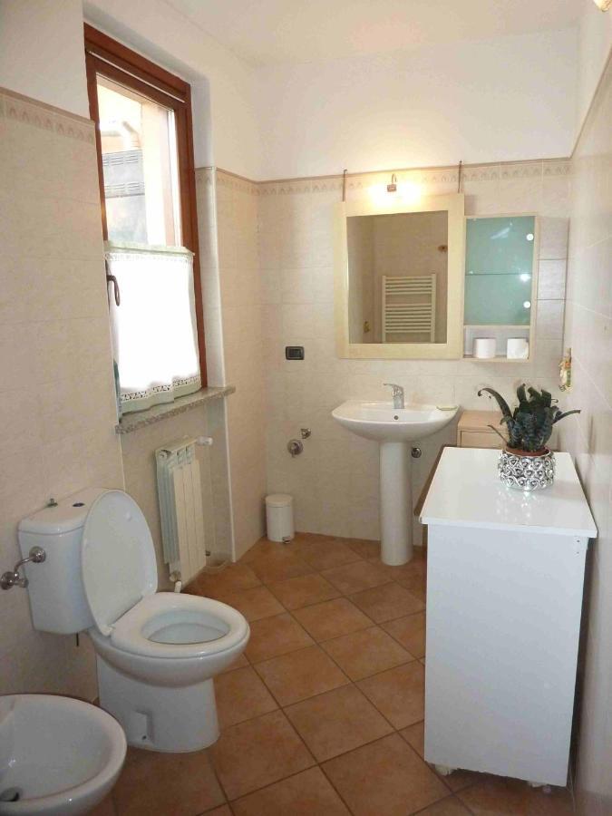 Villa Casa Malandrino à Porto Valtravaglia Extérieur photo