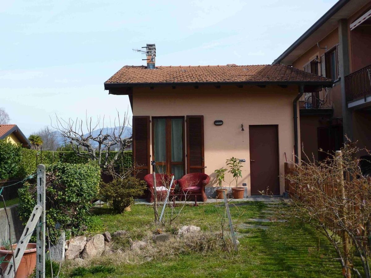 Villa Casa Malandrino à Porto Valtravaglia Extérieur photo